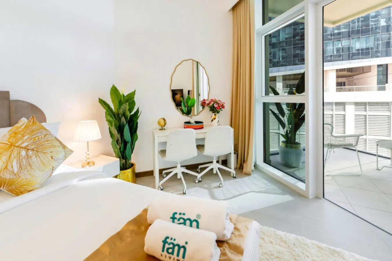 Fam Living - Urban Oasis Studio, Business Bay Dubai Apartment